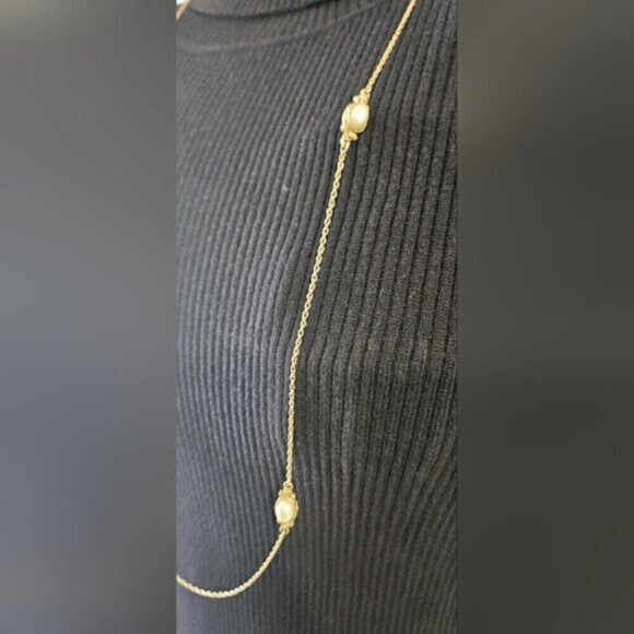 1928 Gold Tone Station Necklace with Faux Pearls – Vintage Inspired - Picture 4 of 6